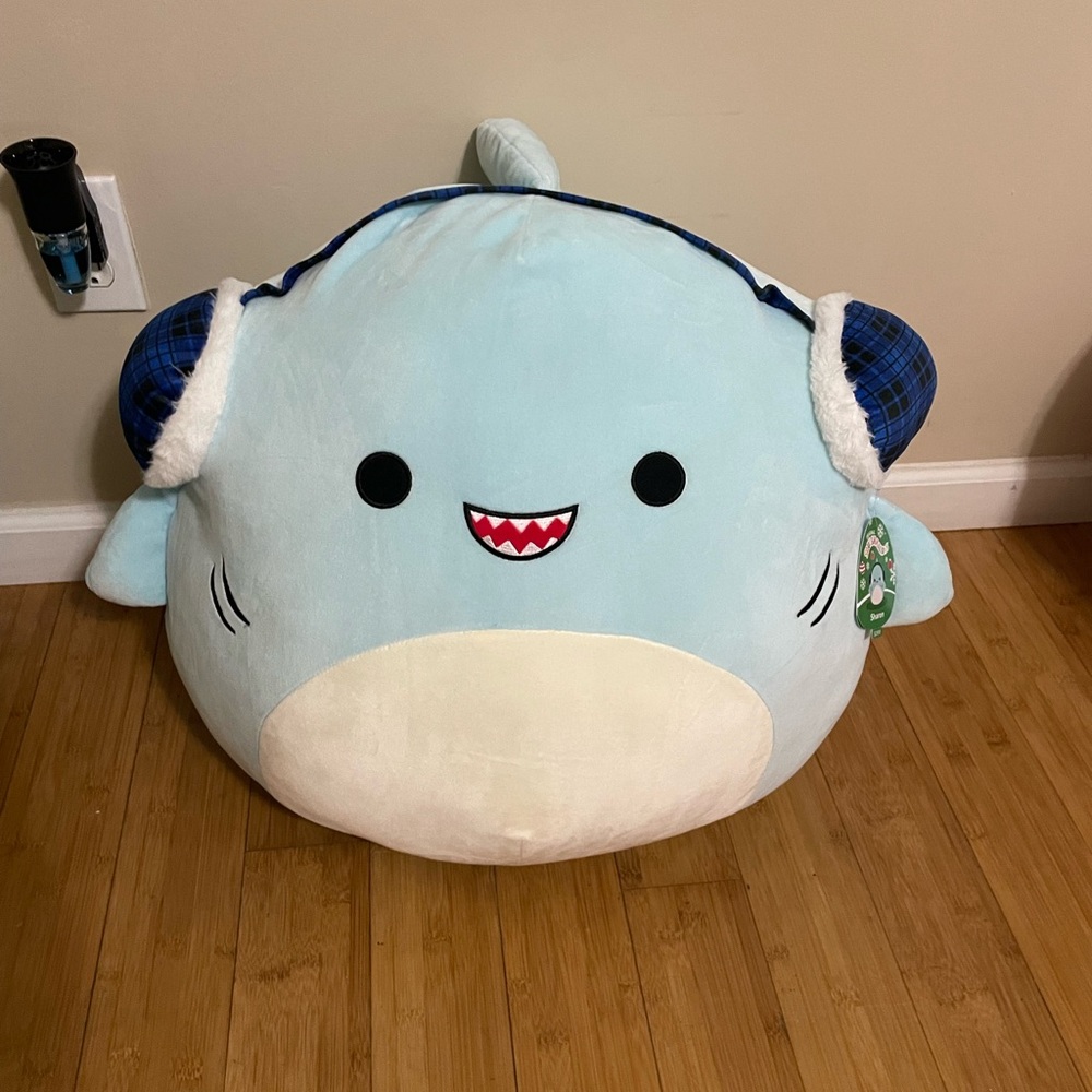 Sharon Shark Squishmallow
